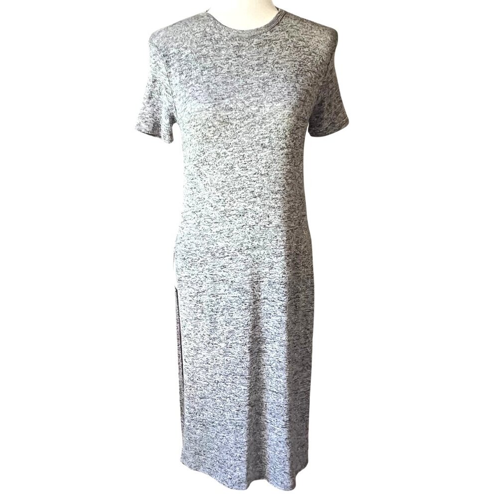 Forever 21 Gray Short Sleeve Sweater Dress with Side Slits – Size S